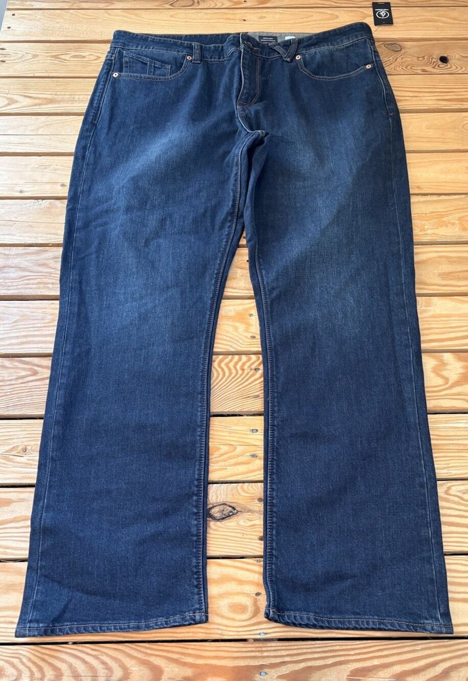 Volcom NWT $75 Men’s Modern Straight Jeans Size 40x30 Dark blue T6